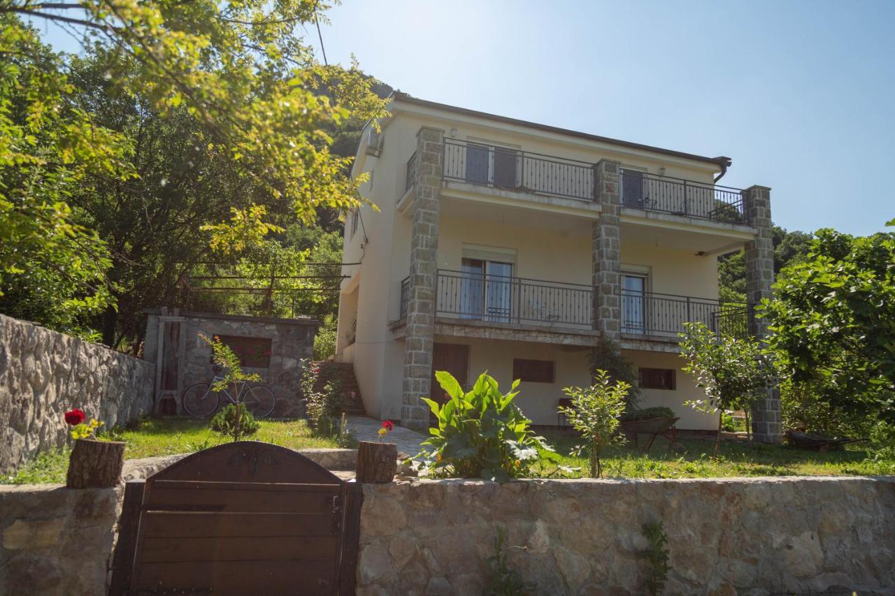 Plamenatz Studio Apartments Virpazar Exterior photo
