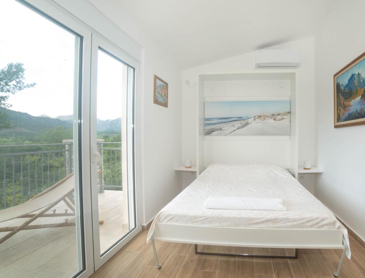 Plamenatz Studio Apartments Virpazar Exterior photo